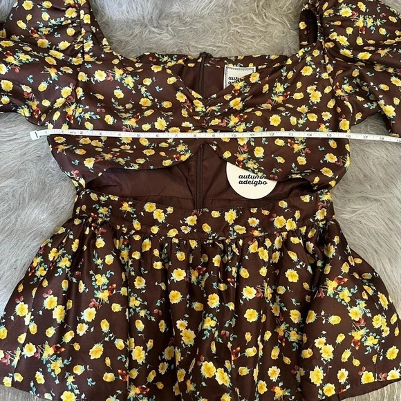 NWT AUTUMN ADEIGBO Bridgette Puff Sleeve Cut-Out Top size 4 - Picture 12 of 14